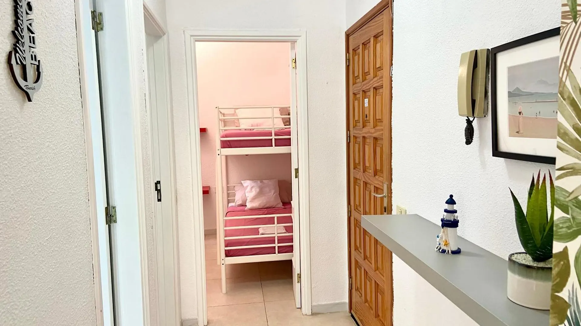 Paradise Apartment - El Medano 0*, El Medano (Tenerife) Spain